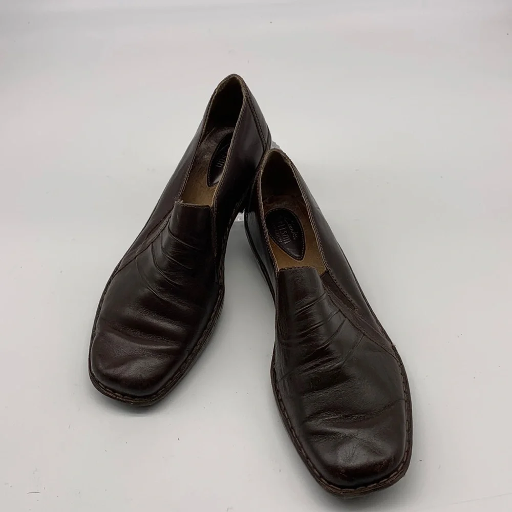 Clarks Artisan Brown Leather Loafers size 9.5M